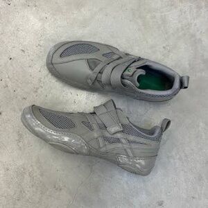ASICS x Issey Miyake Hypertaping Women’s size 8